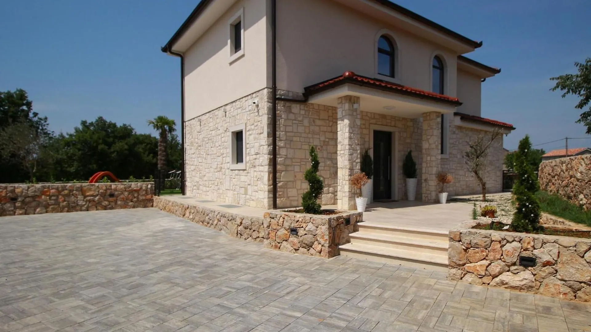 New Built Luxury Villa With Swimming Pool Malinska 0*,