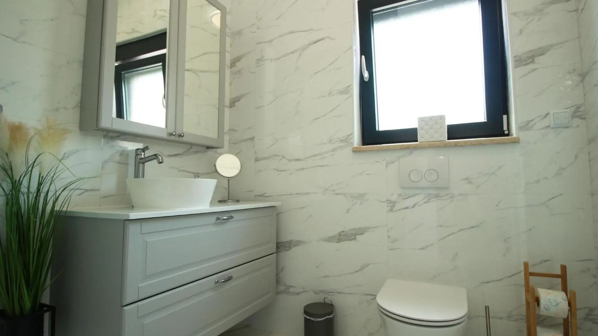 New Built Luxury Villa With Swimming Pool Malinska 0*,